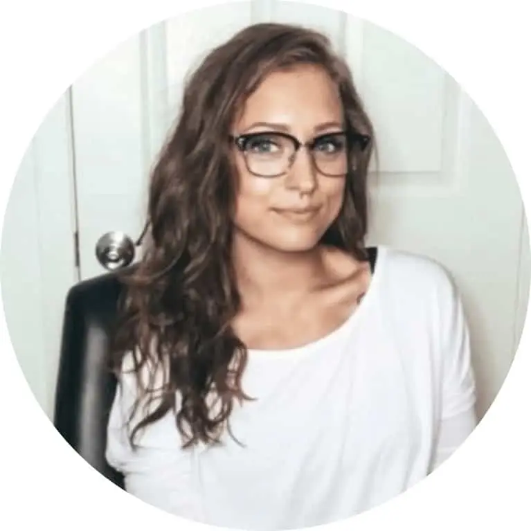 Audrey Hufnagel Headshot Circle